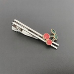 さくらんぼのネクタイピン