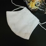 白オーガンジー🌹薔薇刺繍マスク 
