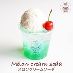 【olyone cafe】ちょっと大きなミニチュアフード メロンクリームソーダ