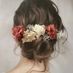 《再販》ドライフラワー ヘッドパーツ 髪飾り ヘアアクセサリー 入学式 和装 ブライダル 赤 白 ピンク かすみ草