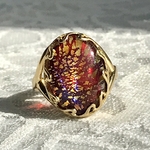 ブルーシラー・・Red オパール vintage glass ring（フリーサイズ・ハートベゼル）