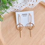 ゴールドゆれるサラッとロングピアス/イヤリング サージカルステンレス nonoacs