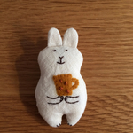 F様専用＊うさぎさんブローチ