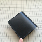 コンパクト二つ折り財布