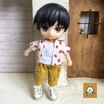 ねんどろいどどーるサイズ　イチゴ柄のアロハ：白