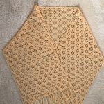 かぎ針編みのショール