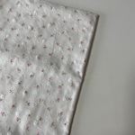 刺繍生地　ピンクの小花
