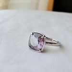 菫色の幻影リング