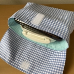 横入れお弁当袋　水色