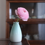 花びらの花瓶　ピンクとグリーン