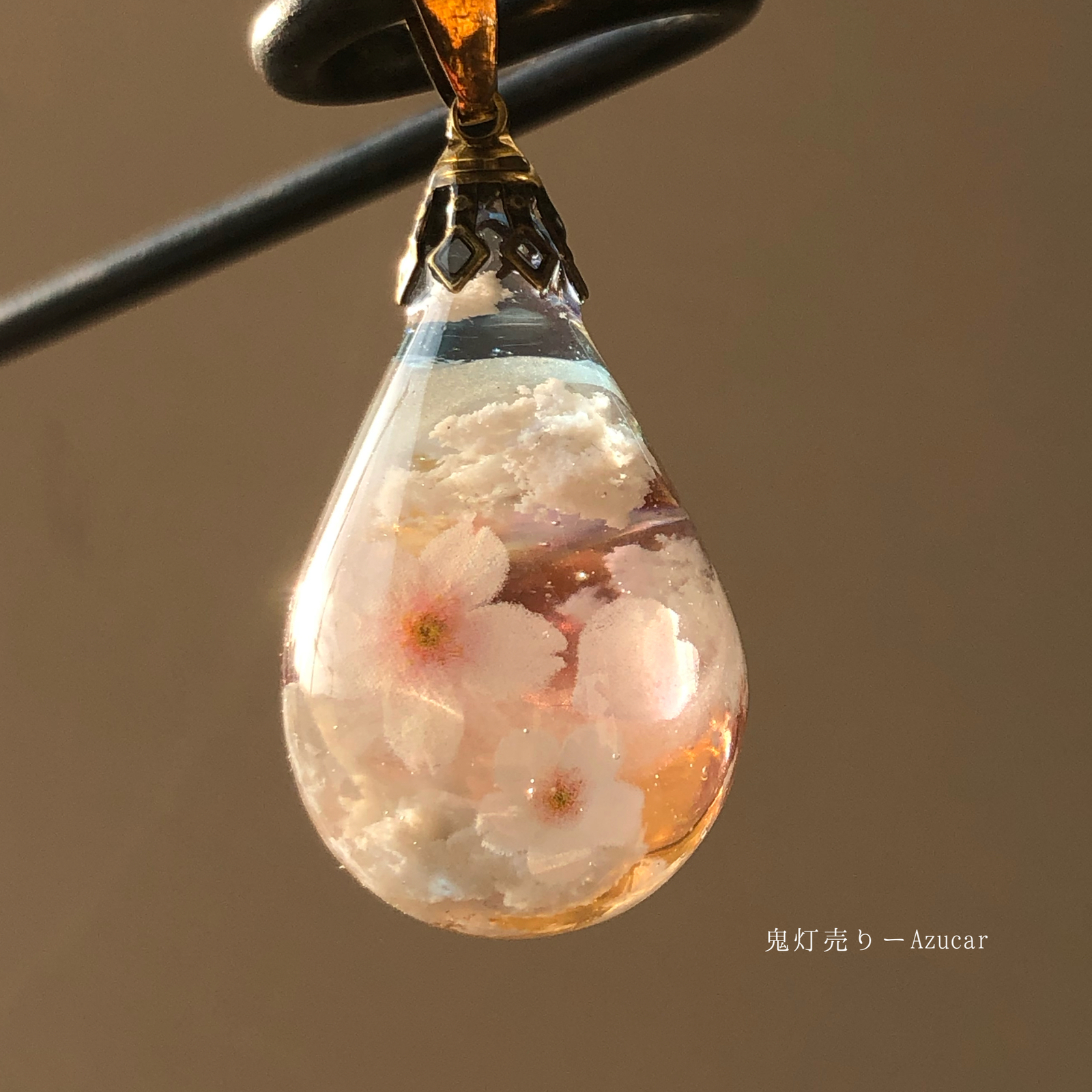 夕焼け空と三日月と桜。 雲レジン オルゴナイト ドロップ 蓄光