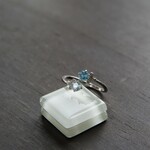 スイスブルートパーズ＆スカイブルートパーズ　2粒スパイラルＣＺリング　SILVER925