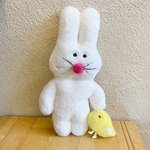 濃いピンク鼻うさぎさんとひよこバッチ