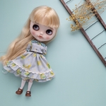２段フリルワンピース服（グレー茶ベルト）リカちゃんネオブライス
