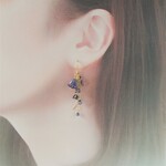 シックなカラーのすずらんピアス(イヤリング）　君影草