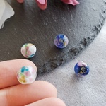 グラス製　ビーズ　瑠璃ビーズ　フラワー　花　ネイビー　青　白　ホワイト　