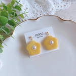 イエローマーブルフラワーシンプルピアス/イヤリング サージカルステンレス nonoacs