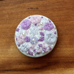 ビーズ刺繍くるみボタン（ヘアゴム/ブローチ）