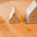 送料無料♪ちっちゃな街並み 家の置物 陶器製