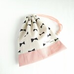 巾着　21×18　生成り地ナチュラルリボン×ピンク　名前タグ付き　コップ袋に！