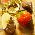 *限定*丸ごとチョコいちご×チョコバナナ×アーモンドチョコのバッグチャーム*20cm*