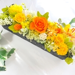 母の日早割＊フレッシュオレンジとパステルイエロー元気で明るいフルーティーカラーのプリザーブドフラワーアレンジ