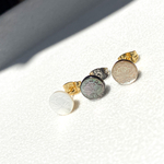 【受注製作品】組み合わせ自由一点販売　蓮の花のスタッドピアス、またはノンホール樹脂ピアス　