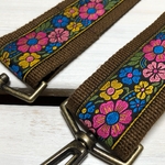 38mm幅・斜め掛け用ショルダーストラップ★ 茶色ベルト＋24mm幅黒地×色とりどりの花の絨毯刺繍チロリアンテープ