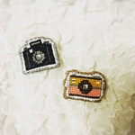 カメラ刺繍ブローチ📷