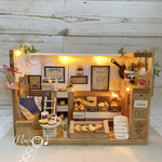 明かりが灯る ベーカリー カフェ✩⃛ 木製  ドールハウス