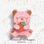 抱っこクマちゃんのウッドブローチ（ピンク）