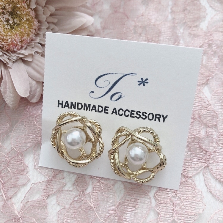 No.109］ピアスのみ - io＊Handmade | minne 国内最大級のハンドメイド 