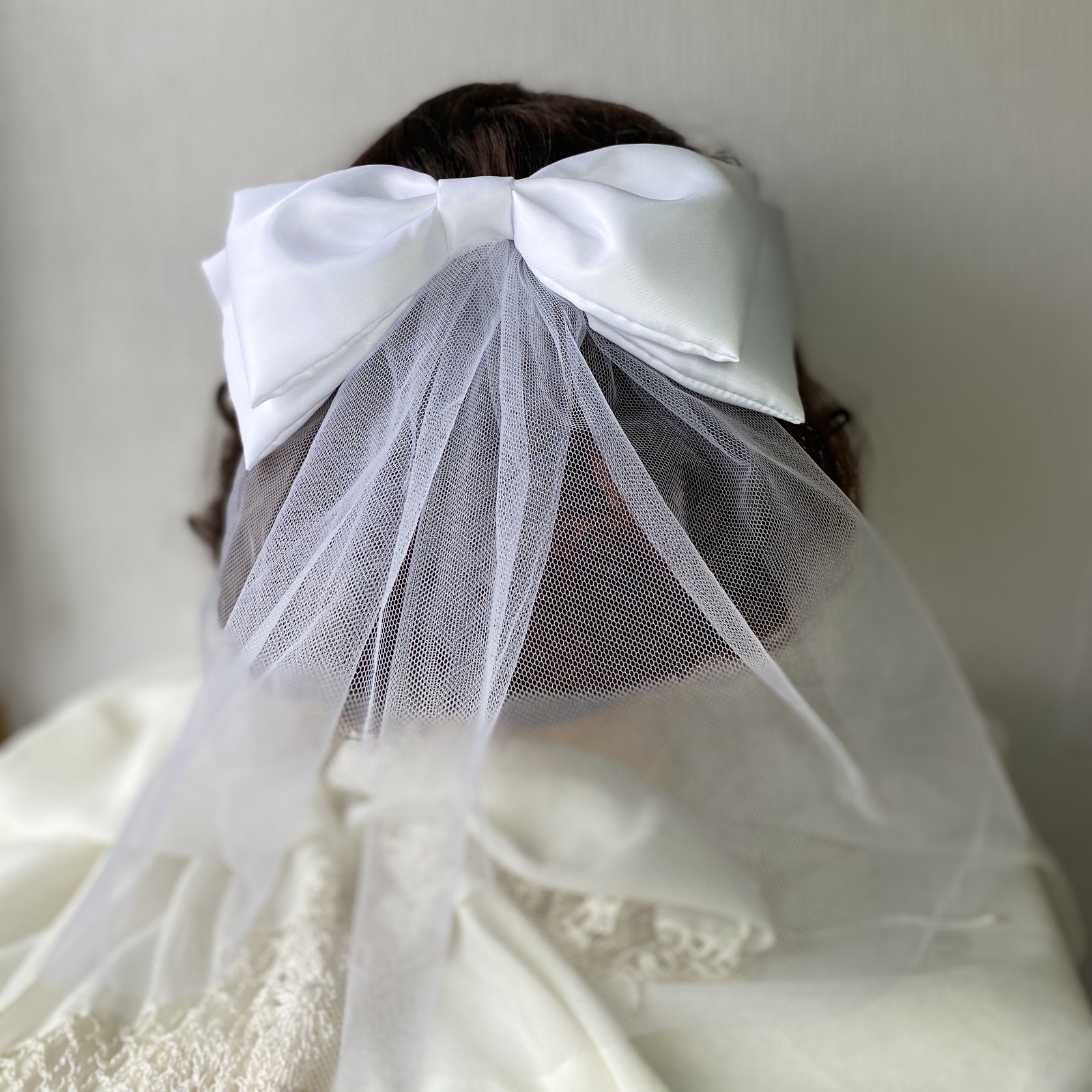 ショートベール チュールリボン ベール 白リボン 結婚式 成人式