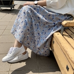 コットンローンの花柄スカート