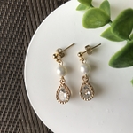 sale𓍯𓄼𓂃パールと雫のジルコニアのピアス/イヤリング(アンティーク、レトロ、ビンテージ、結婚式、お呼ばれ、パーティー、二次会、成人式、卒業式、袴、着物、謝恩会、パール、大ぶり、入園式