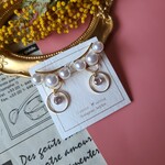 【イヤリング】three pearl  ﾊﾟｰﾙｲﾔﾘﾝｸﾞ