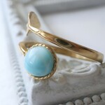 再販 天然石 ラリマー 金の葉の指輪