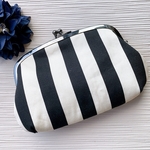 🆕きっぱりストライプのがま口👛ポーチ