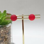 ワンコイン ひと粒シーグラス丸玉ピアス 濃いレッド