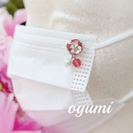ワンポイントフラワー🌸　マスクチャーム　マグネットタイプ　　スワロフスキー　ローズピーチ　オレンジ　ホワイト　お花　春　マグネットピアス　マグネット　マスクピアス　マスク　マスクアクセサリー