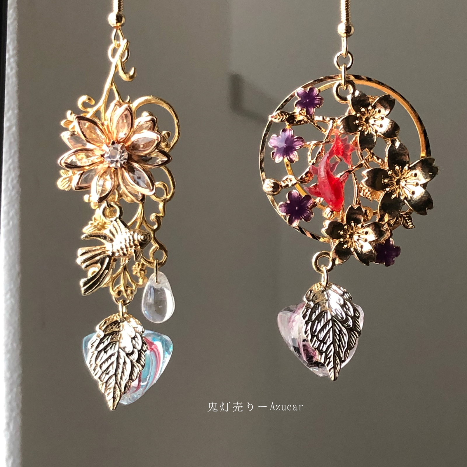 優雅に泳ぐ金魚に鬼灯と。　色変化勿忘草　レジンほおずき　蓮　和装小物　ピアス 優雅に泳ぐ金魚に鬼灯と。 色変化勿忘草 レジンほおずき 蓮と