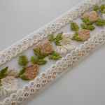  【55㎝カット済み】チュール刺繍リボン   【ストロベリーベージュ】