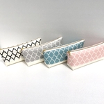 モロッカン柄　ラミネート生地とレザー　マチありポーチ　大きなペンケース　ポーチ