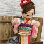 和服を着た編みぐるみ人形　ボールチェーンキーホルダー