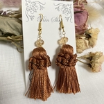 タッセルピアス　タッセル　ゴールドピアス　ゴールド　ピアス