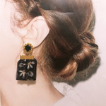 ブラックビジュー×刺繍リボン　ピアス　イヤリング