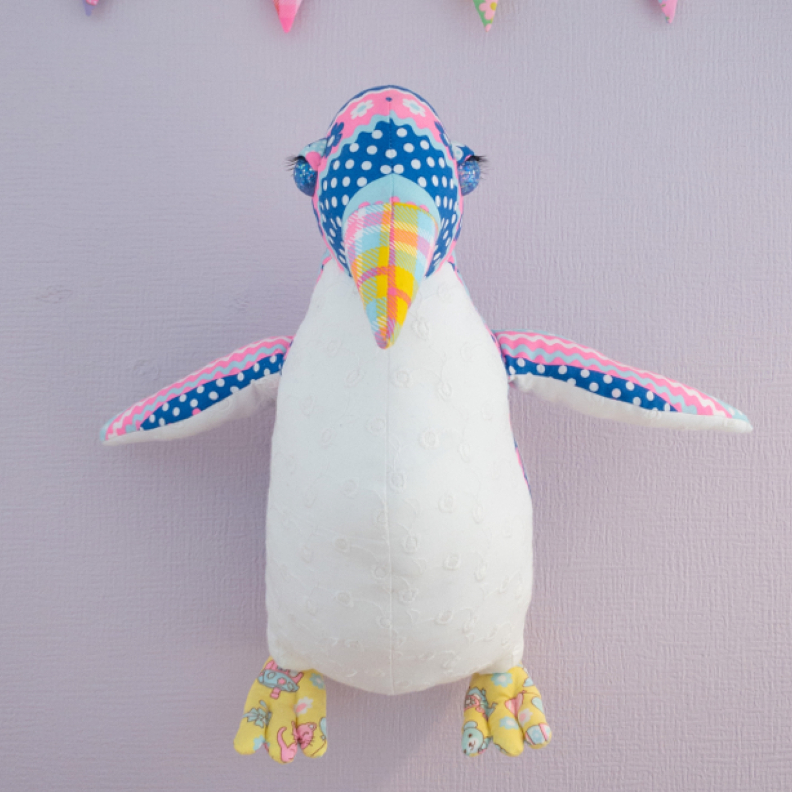 型紙ペンギン ぬいぐるみ 人形のハンドメイド 手作り通販 Minne 日本最大級のハンドメイドサイト