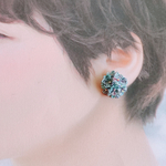 つまみ細工　紫陽花ピアス(イヤリング可能)