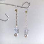 上品＆清楚✨クリスタル ストーン ＆ 淡水パール 揺れる ロングチャーム ピアス/ノンホールピアス 