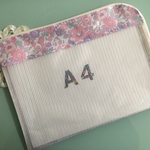 リバティビニコ　A4大きく開く連絡袋　ベッツィ　ユニコーン　シルバーラメ